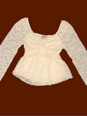 Madden Girl White Lace Peplum Blouse